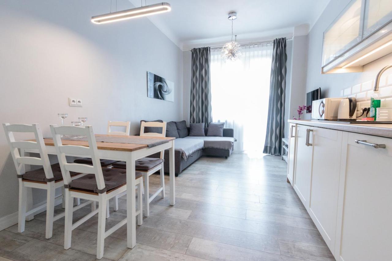 Rental Apartments Krochmalna Варшава Екстериор снимка