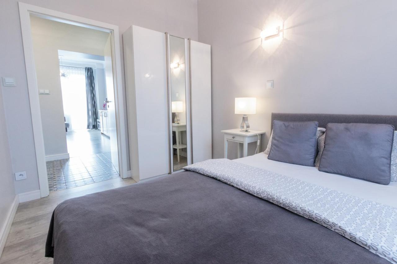 Rental Apartments Krochmalna Варшава Екстериор снимка